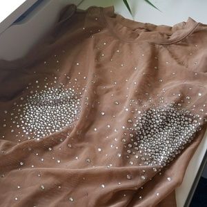 Good American bodysuit size 5 XXL rhinestone nude